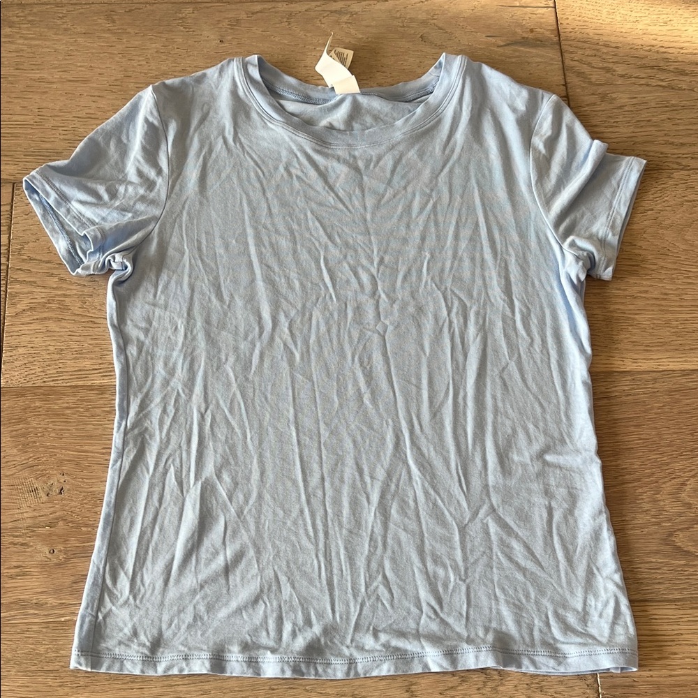 ALO Yoga Sky Blue Short Sleeve Tee